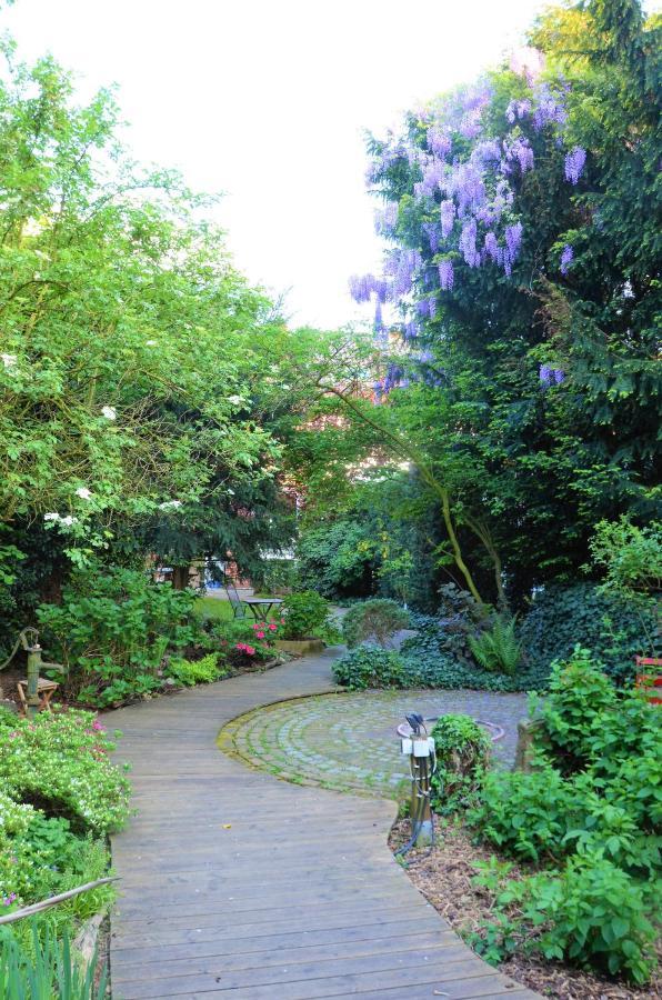 Gaestezimmer Mit Garten In Fischeln Krefeld Zewnętrze zdjęcie